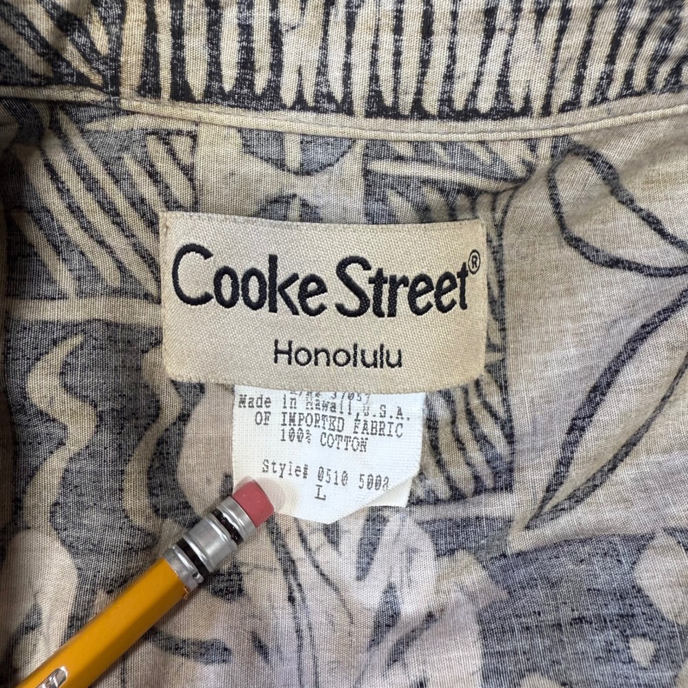 Cooke‎ Street Honolulu Mens  L Hawaiian Shirt Aloha Tropical Leaf Pattern - Picture 3 of 8